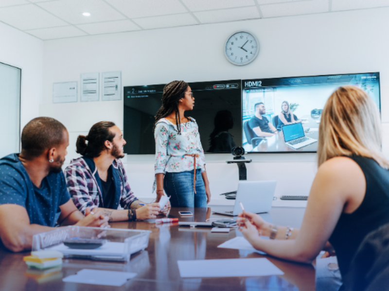Sua sala de reunião está pronta para o modelo híbrido atual?